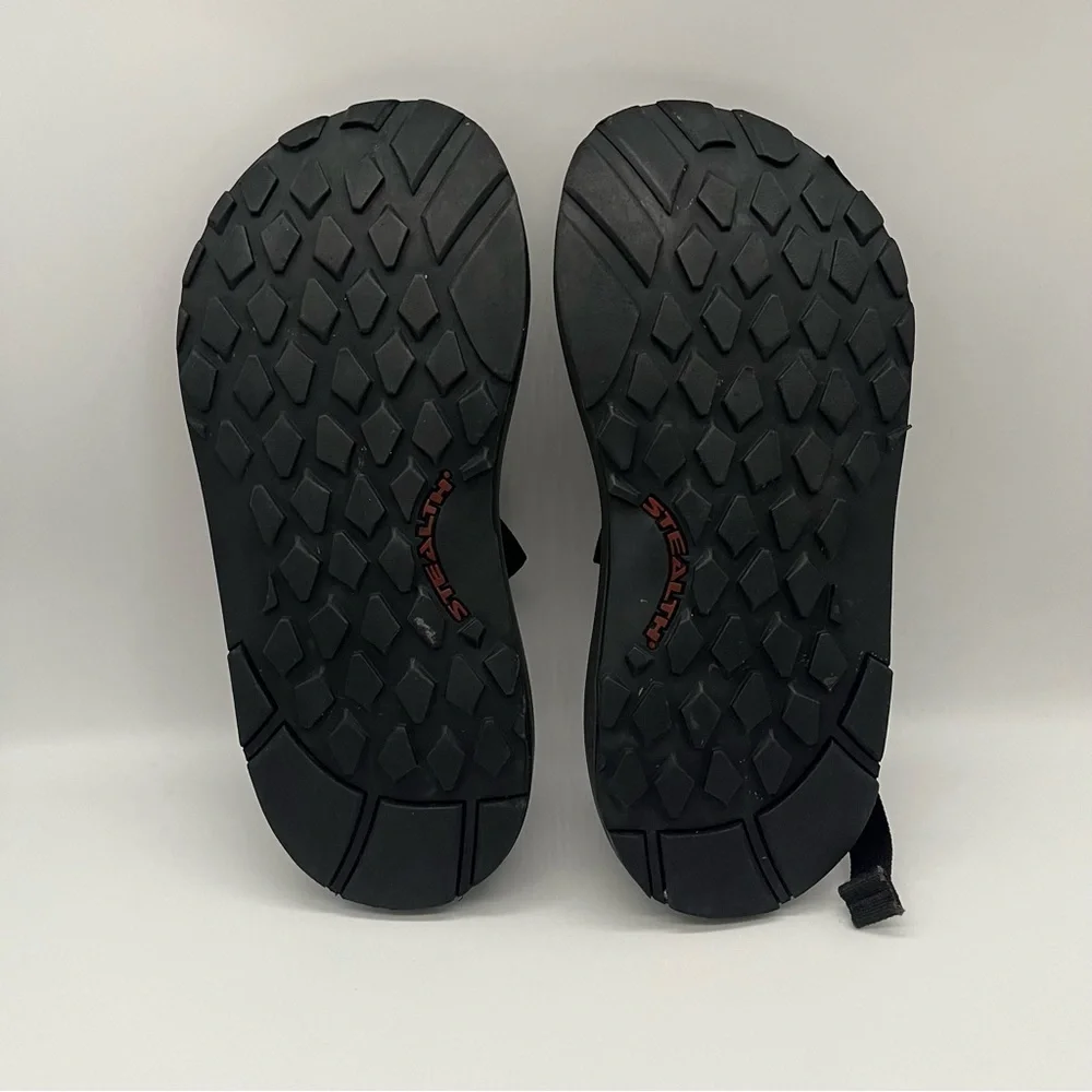 Chaco Diamond Stealth Sandals Mens Size 10